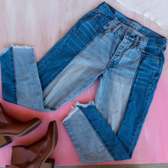 Dual Wash American Eagle Outfitter Jeans ⭐️SOLD⭐️ - Picture 1 of 3